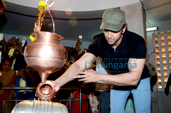 hrithik roshan and family snapped at shiv ratri celebrations 6