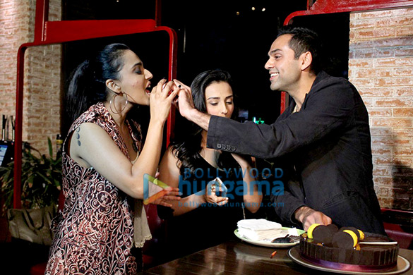 wrap up bash of happy bhaag jayegi abhay deols birthday bash 3