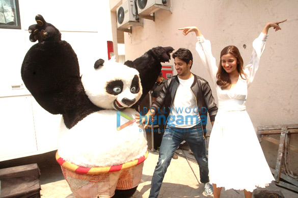 po the panda from kung fu panda meets the cast of kapoor sons 4