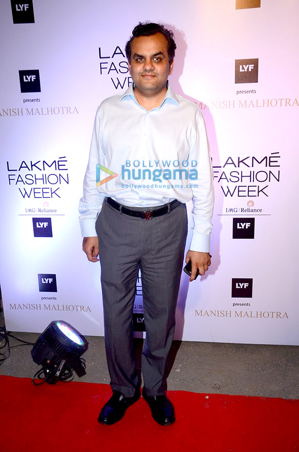 red carpet of manish malhotras show at the lakme fashion week 2016 22