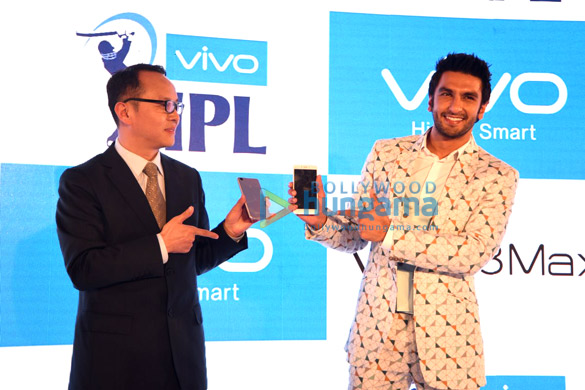 ranveer singh at the launch of vivo mobiles in india 5
