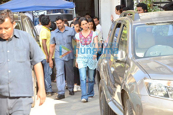 kangna ranaut snapped in her queen avatar post ad shoot with mahendra singh dhoni virat kohli 6
