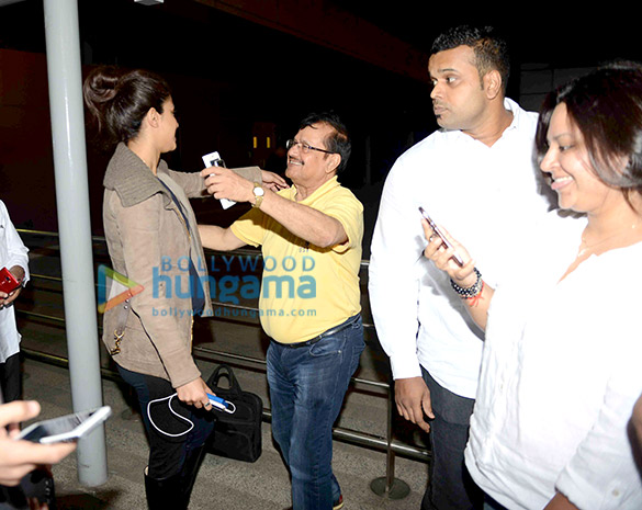 priyanka chopra lands in delhi to receive her padma shri 5