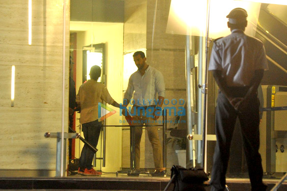 john abraham snapped on the sets of force 2 3