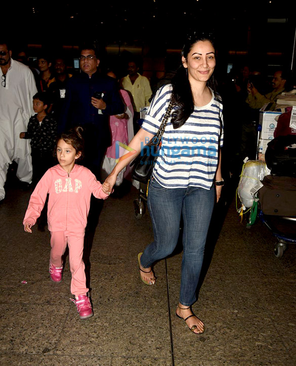 sanjay dutt and family returns from holidays in rajasthan 5
