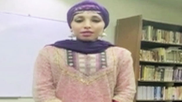 India By The Nile: Egyptian Girl Beautifully Sings ‘Chahun Main Ya Na’