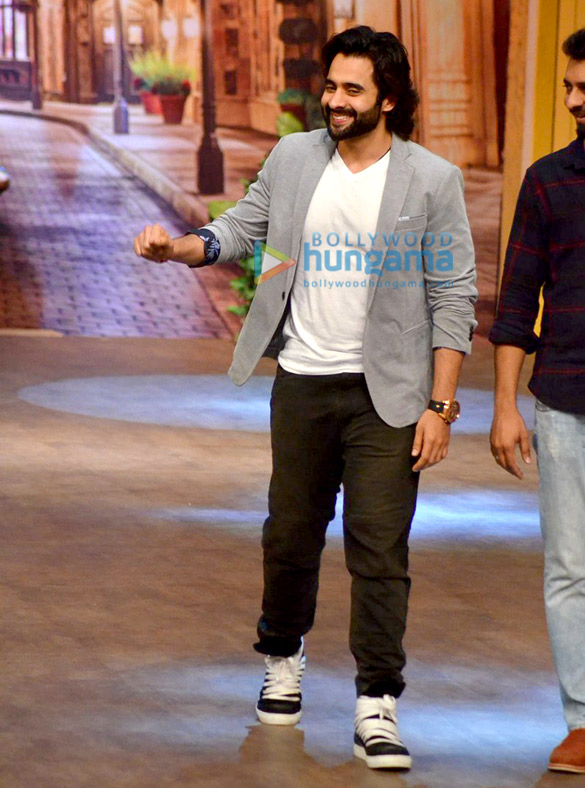 promotions of sarbjit on the sets of kapil sharmas show 13