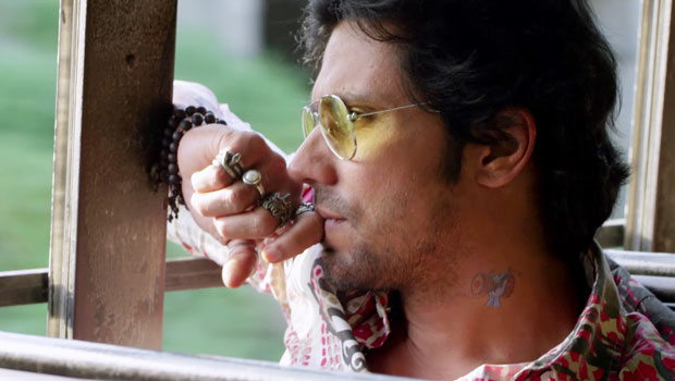 Bhaang Ragad Ke (Laal Rang)