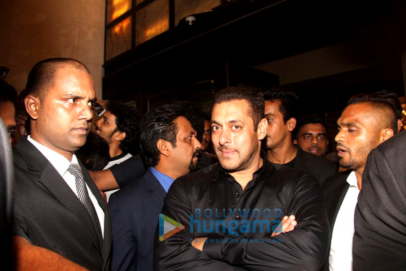shah rukh khan salman khan others attend preity zinta gene goodenoughs wedding reception 3