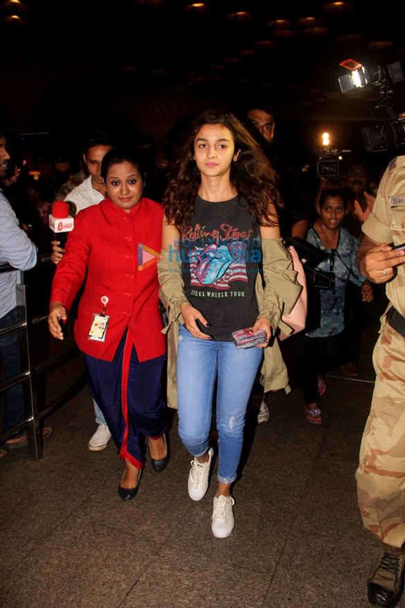 alia bhatt snapped leaving for singapore to shoot for a song sequence in gauri shindes next 4