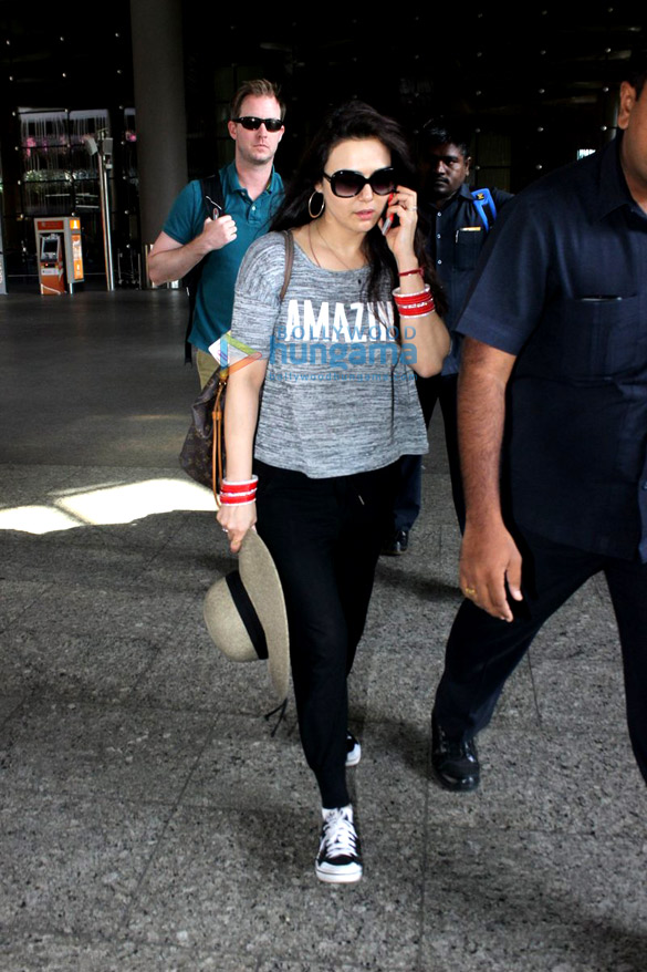 preity zinta gene goodenough return from ipl match 4