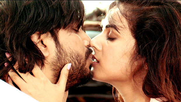 Teaser (Badtameez)