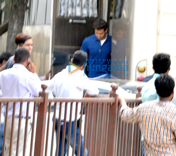 hrithik roshan snapped on the sets of kaabil 2