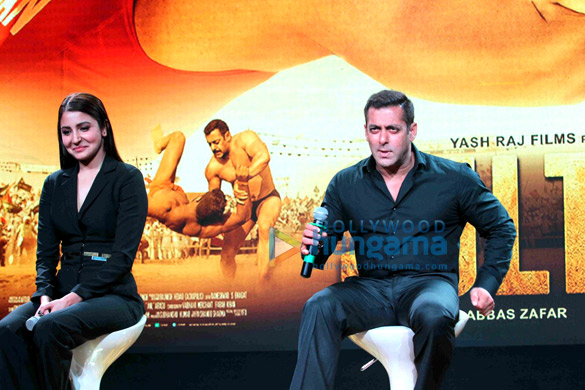 salman khan anushka sharma at the trailer launch of sultan 9