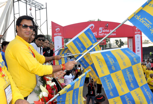 madhur bhandarkar at the 5th airtel delhi half marathon 2