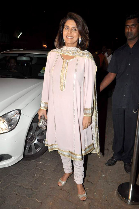celebs grace kareena kapoors sangeet ceremony 6