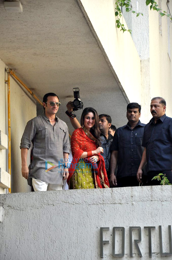 saif kareenas first pictures after marriage 5