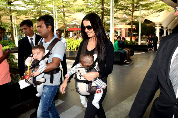 celina snapped with her twins at airport 10