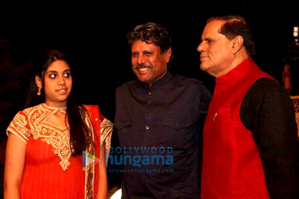 celes snapped at saif kareenas dawat e walima in delhi 6