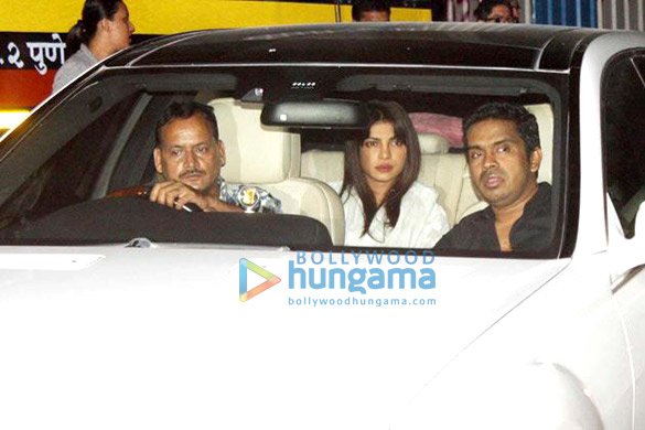 celebs pay visit to yash chopra at lilavati hospital 24