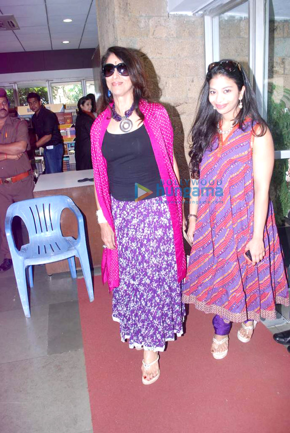 shobhaa des book launch at tata literature festival 9