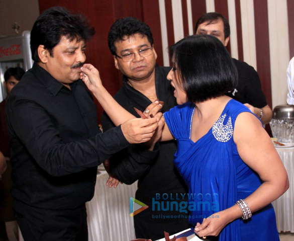 celebs grace madhushrees birthday bash 3