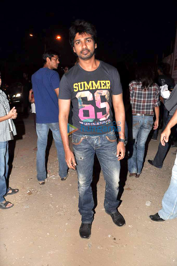 celebs grace gun n roses concert 10