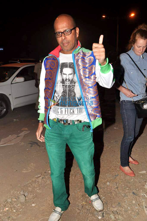 celebs grace gun n roses concert 17