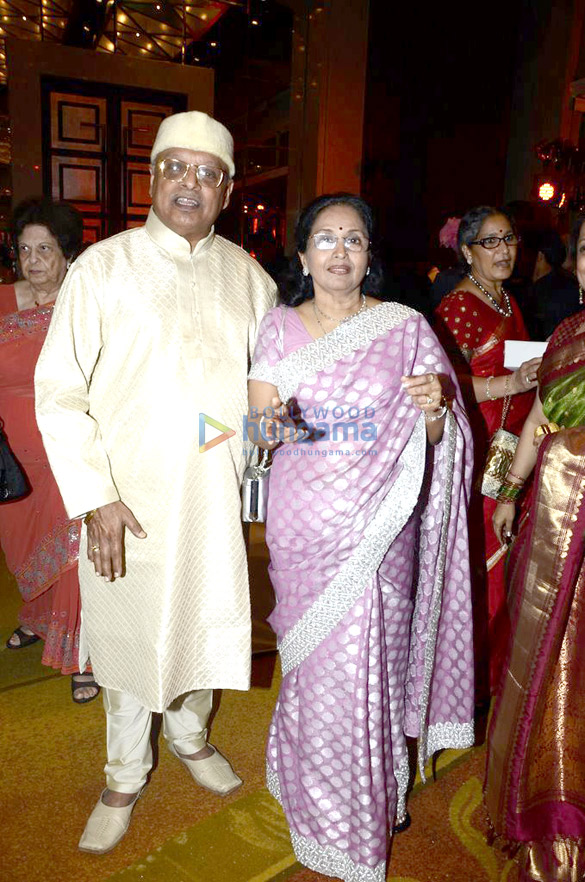 durga jasrajs daughter avanis wedding reception 11