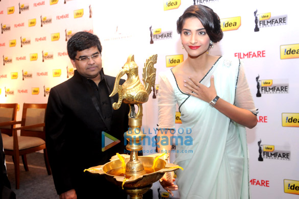 sonam at the 58th idea filmfare awards 2012 press meet 2