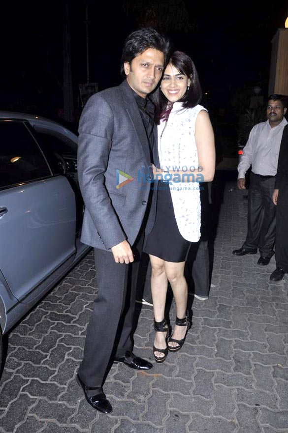 anu and sunny dewans christmas bash 5