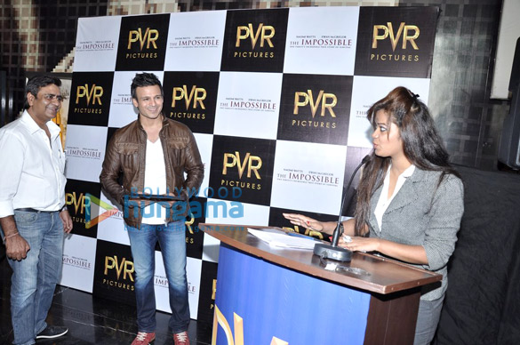 vivek oberoi at the film the impossible press meet 3