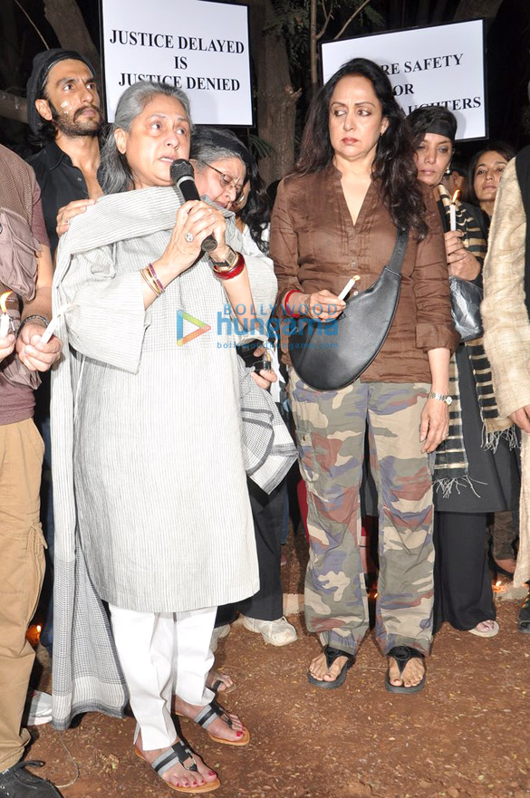 bollywood celebs protest the death of delhi rape victim 4