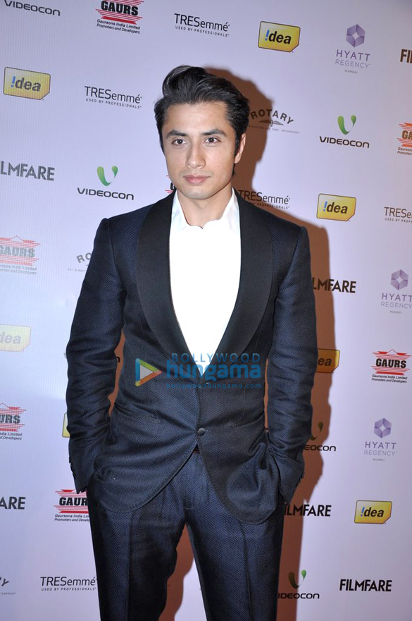 celebs grace the filmfares nomination bash 8