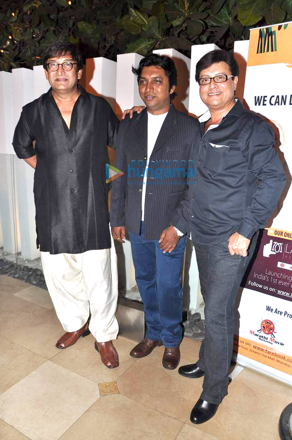 nandu dhurandar launches calendar for marathi film industry 2