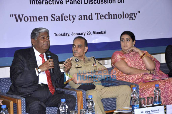 press conference of women safety and technology 6