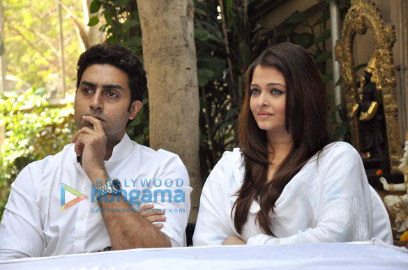 bachchans pledge their support towards the girl child through plan india 6