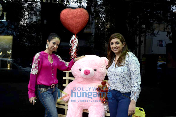 gehna celebrates valentines day 2