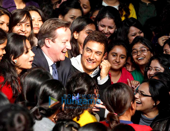 aamir khan meets british prime minister david cameron 3