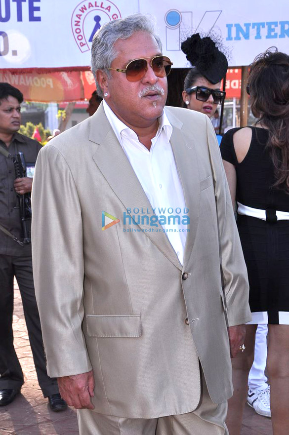 celebs grace poonawalas derby race 5