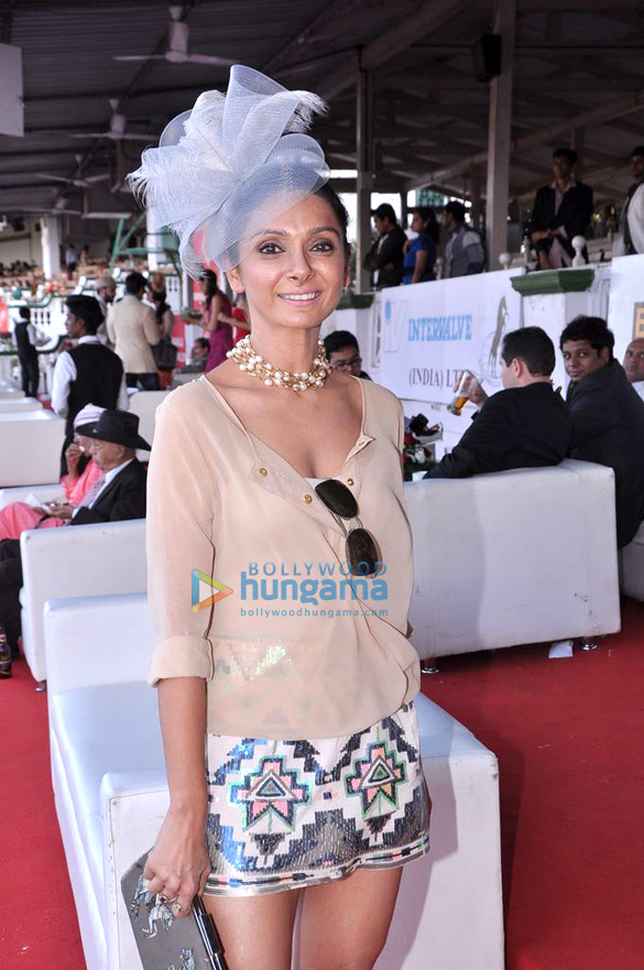 celebs grace poonawalas derby race 16