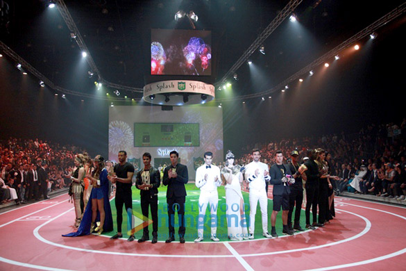 salman khan at ss13 splash fashion show in dubai 5