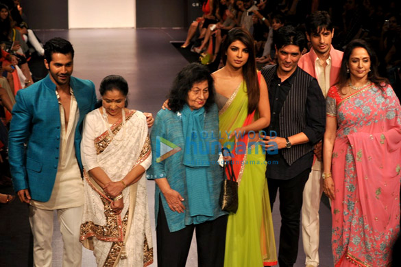 celebs walk for manish malhotras show at lakme fashion week 2013 day 1 2