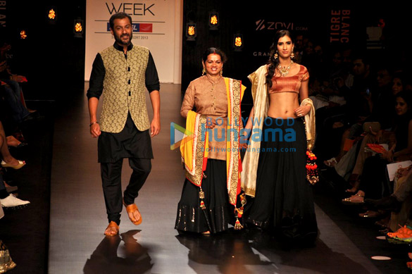 vikram phadniss swades show at lakme fashion week 2013 7