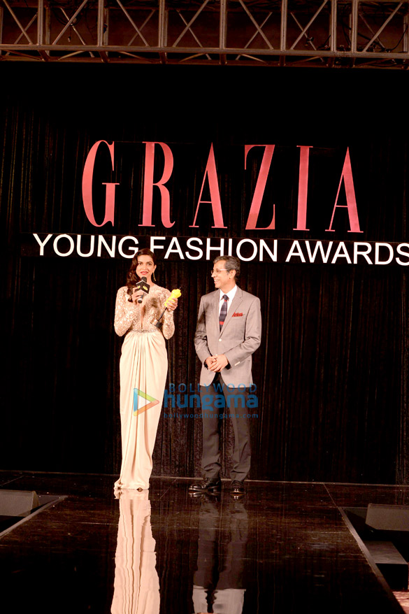 john deepika at grazia young fashion awards 2013 3