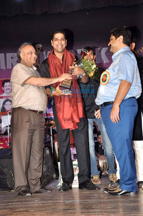 monica bedi geeta basra at 17th hira manek award 4