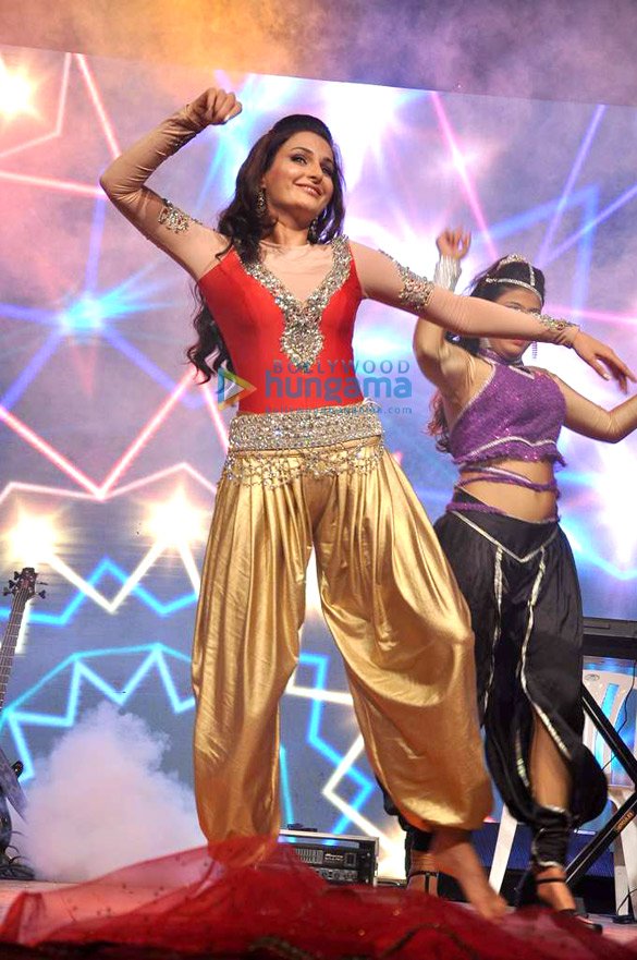 dharmendra neha dhupia and others at baisakhi celebration 23