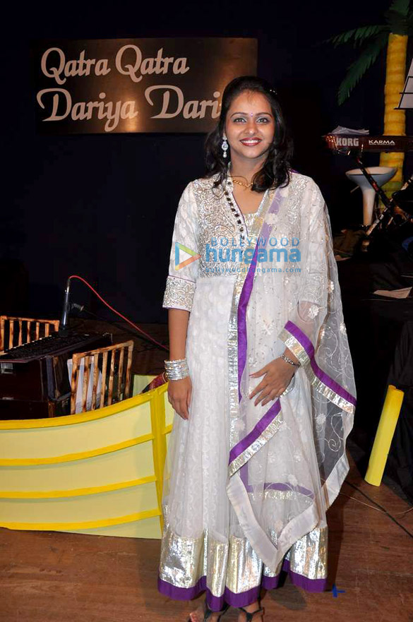 launch of pooja gaitondes album qatra qatra dariya dariya 6