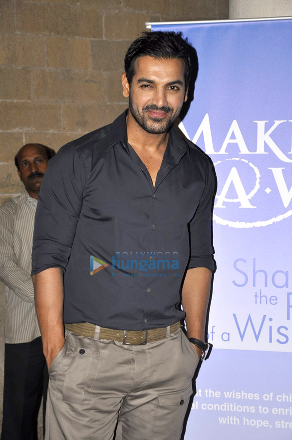 john abraham meets make a wish india foundation kids 11