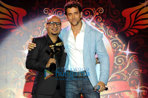 salman hrithik kareena at bharat n dorris hair make up awards 2013 3